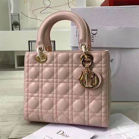 【Dior / 迪奧】Lady Dior 羅浮宮聯名珍藏版 #1